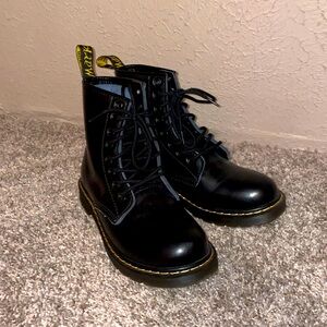 never worn size 8 black doc martens